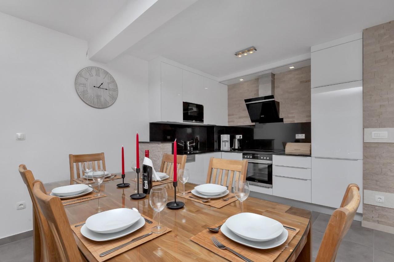 Luxury Apartment Sidro With Free Beach Parking Makarska Dış mekan fotoğraf
